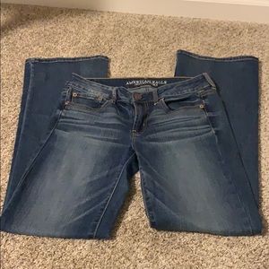 COPY - American Eagle boyfriend jeans
